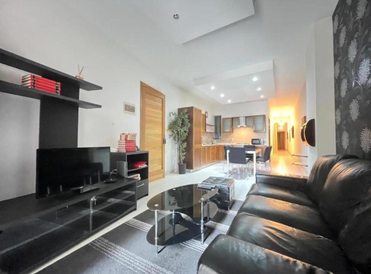 Bugibba Central Modern Apartment St Paul's Bay Zewnętrze zdjęcie