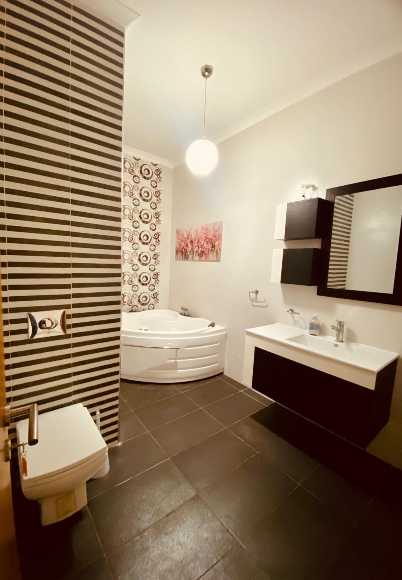 Bugibba Central Modern Apartment St Paul's Bay Zewnętrze zdjęcie