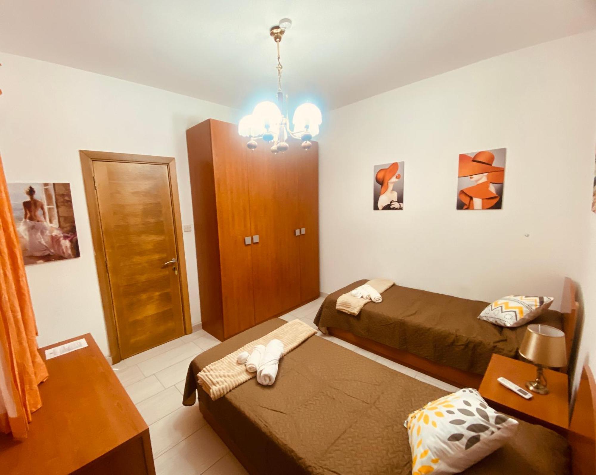 Bugibba Central Modern Apartment St Paul's Bay Zewnętrze zdjęcie
