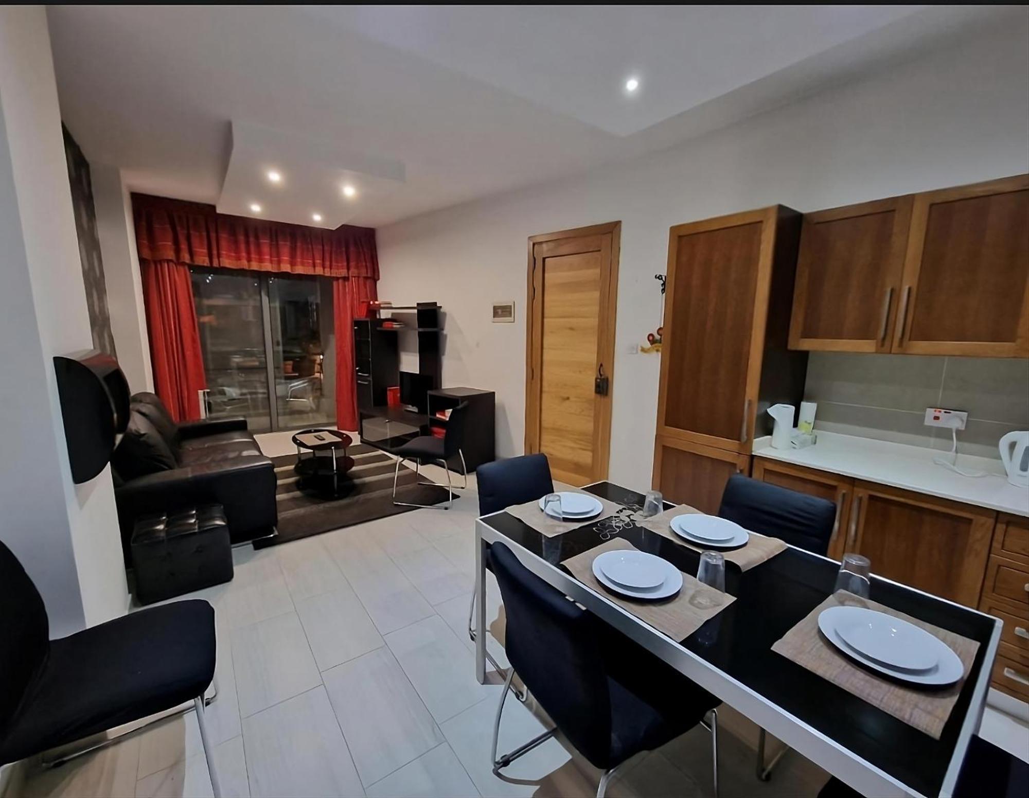 Bugibba Central Modern Apartment St Paul's Bay Zewnętrze zdjęcie